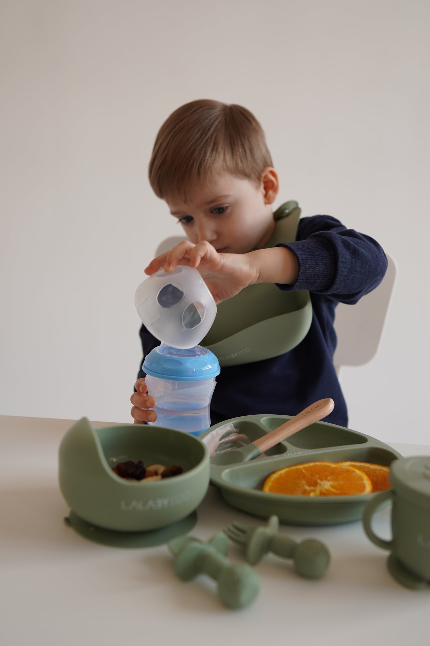 Lalaby Sippy Cup – Kubek niekapek z ergonomicznymi uchwytami