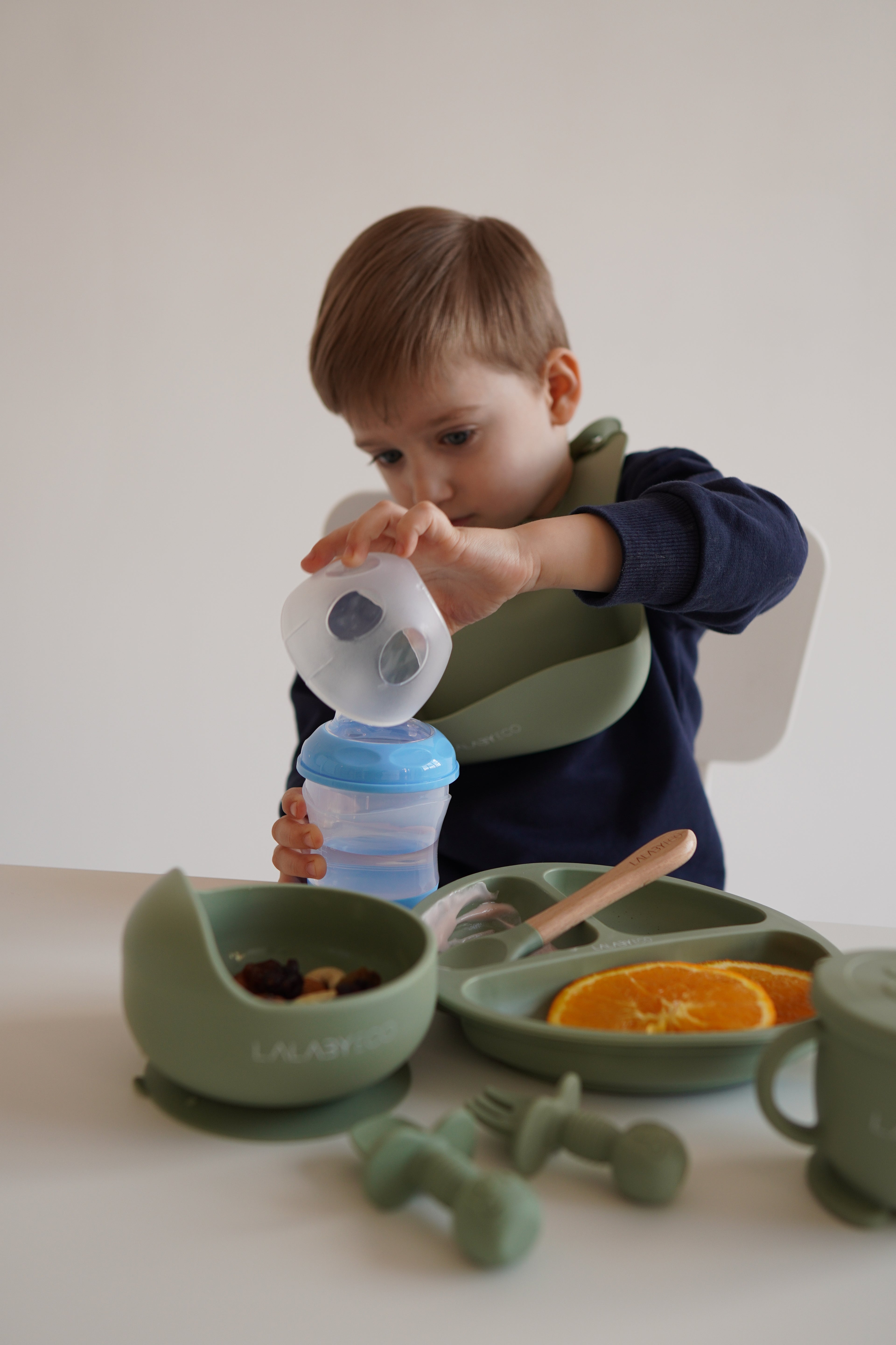 Lalaby Sippy Cup – Kubek niekapek z ergonomicznymi uchwytami